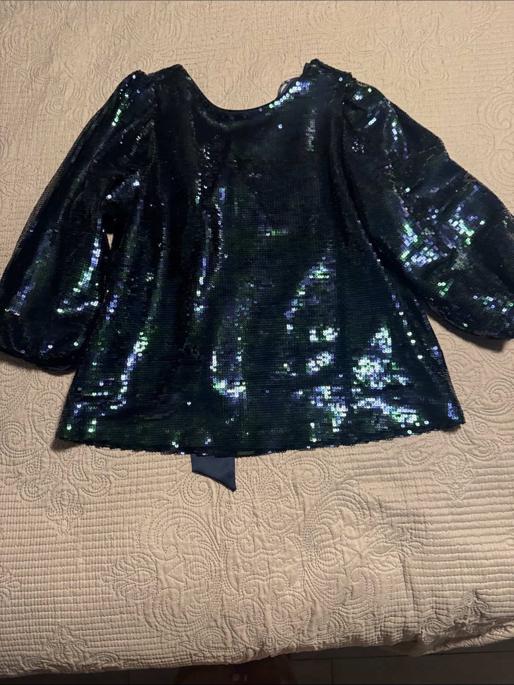 crown & ivy Women’s Iridescent Sequin Top - Navy and Green Shimmer holiday trend